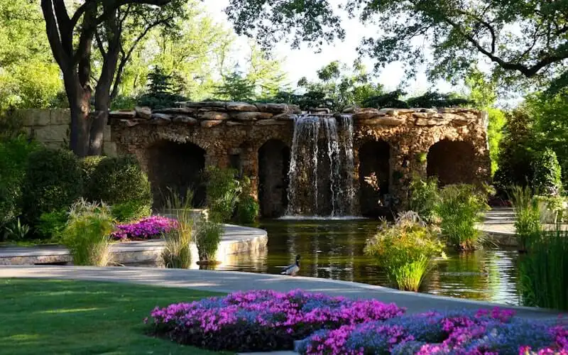 Take a Stroll Around the Dallas Arboretum and Botanical Garden